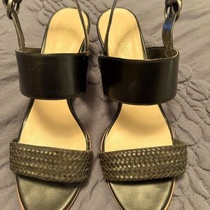 Nine West sling back sandals size 9.5